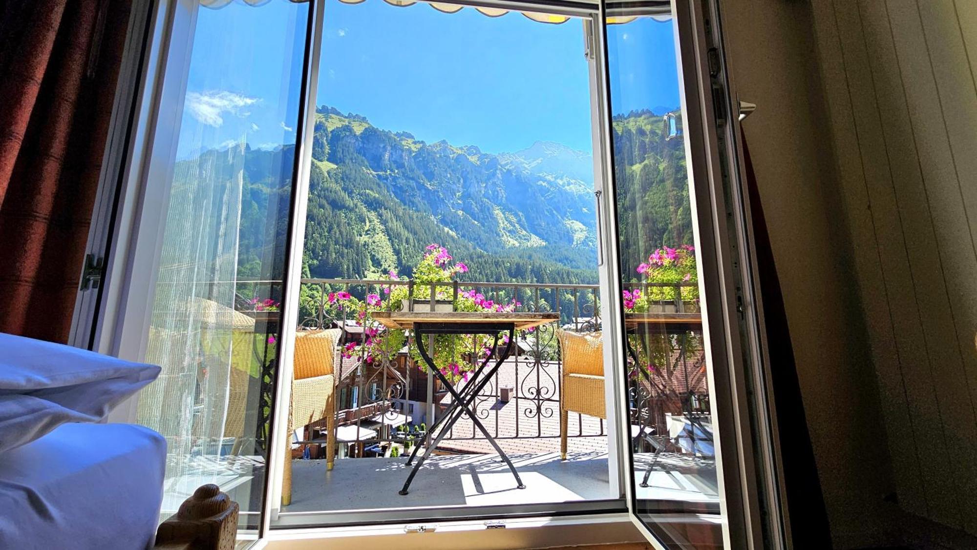 Hotel Schoenegg Wengen Zewnętrze zdjęcie